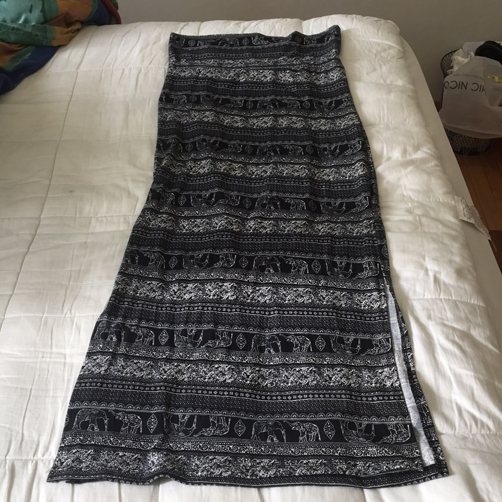 Maxi skirt